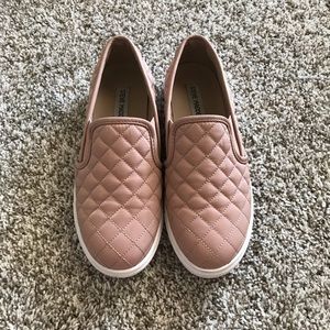 pink steve madden slip on’s